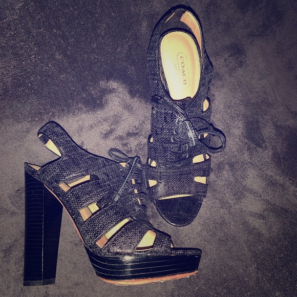 Coach shoes - Picture 1 of 4